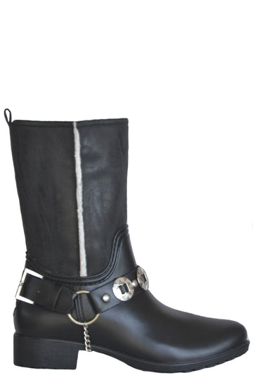 Shop all categories of däv rain boots, shoes and accessories
